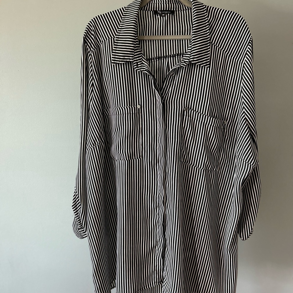 Lily Morgan - Lightweight Button Down